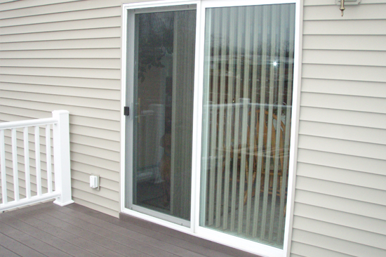 Roseville-screen-door-repair